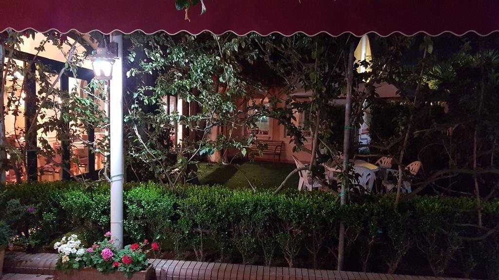 Hotel Mediterraneo Qualiano Exterior photo