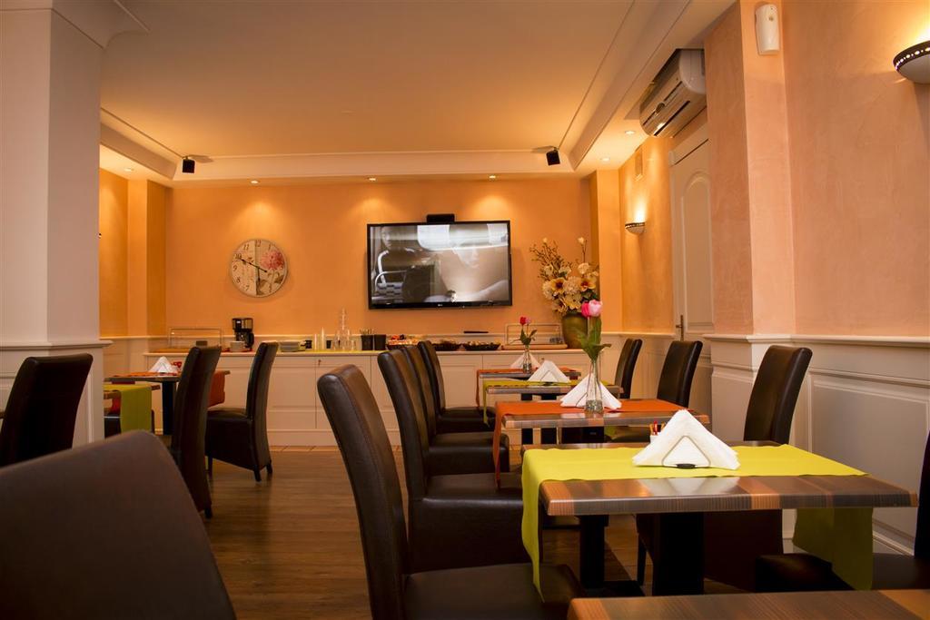 Hotel Mediterraneo Qualiano Exterior photo